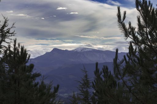 A stunning shot of a mountainous landscape