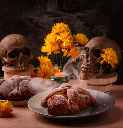 A closeup shot of an altar on the day of the dead