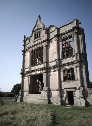 A vertical shot of the ruins of the Moreton Corbet Castle under the sunlight in England