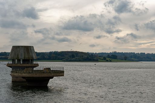A beautiful shot of a reservoir on a beautiful cloudy sky background