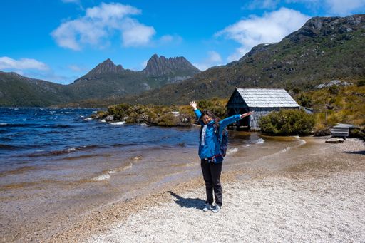 Summer daytime scenery of the breathtaking Cradle Mountain.