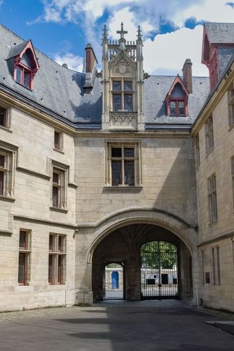 Paris, the beautiful Sens hostel, library in the Marais