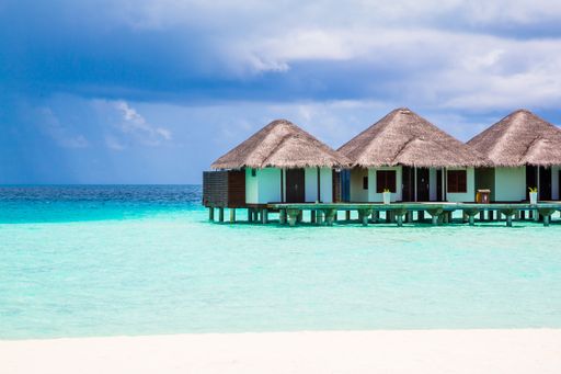 A blissful shot of bungalows in the beautiful Maldives