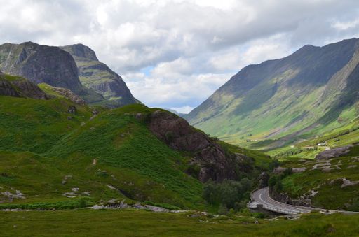 A mesmerizing shot of a beautiful mountainous landscape in Glencoe, Scotland