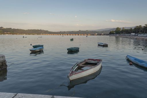 A beautiful shot of the coastal San Vicente de la Barquera municipality in Spain