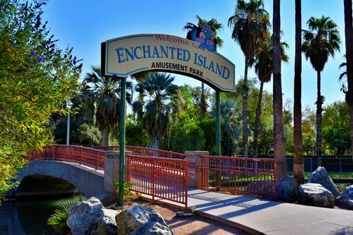 The entrance to Enchanted Island Amusement Park in Phoenix, AZ.