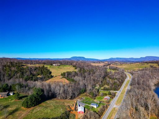 An aerial shot of buildings at Rockbridge County in Virginia
