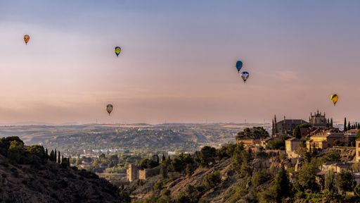 carrera de globos por la ciudad de toledo