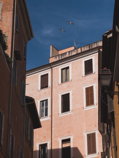 A low angle shot of a building on a sunny day