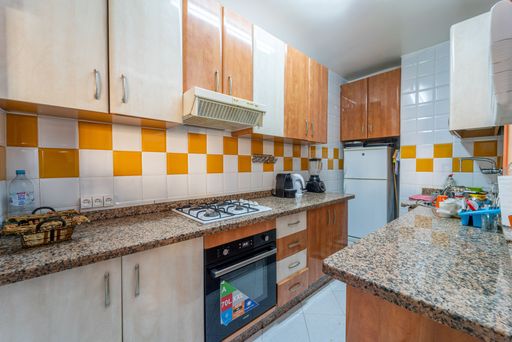 Classic kitchen fully equipped with the necessary appliances,