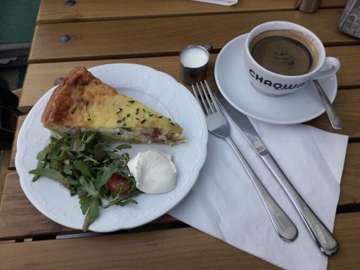Having a break during a trip in Berlin. A good coffee and a good quiche vitalize to continue exploring