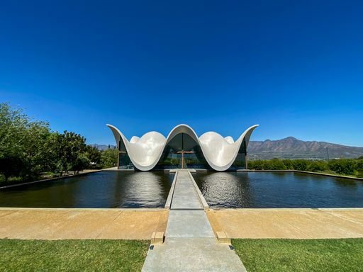 Bosjes Wedding Chapel in Worcestor, Western Cape, South Africa. Designed by Coetzee Steyn of Steyn Studio
