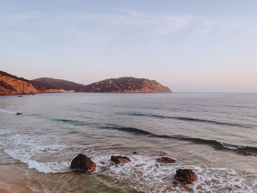 A mesmerizing shot of a beautiful rocky seashore