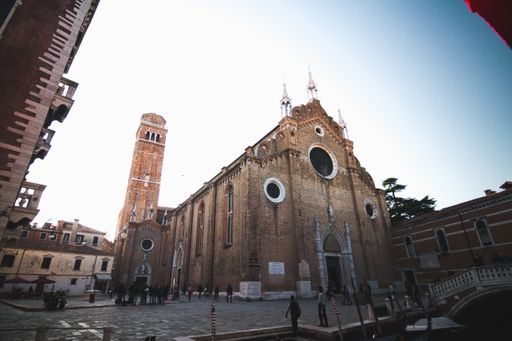 A low angle shot of the Santa maria gloriosa dei Frari building