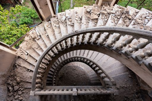 Abandoned Sanitarium in Tskaltubo Georgia