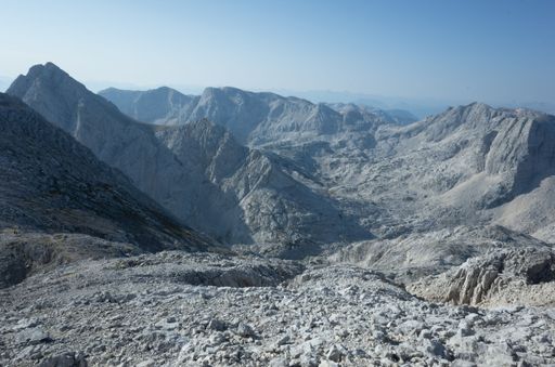 A mesmerizing view of a beautiful mountainous landscape against a clear sky