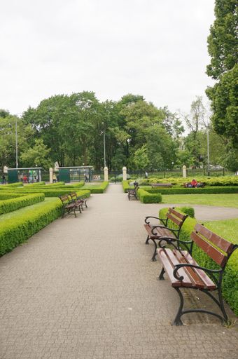 Park of the imperial castle in the city