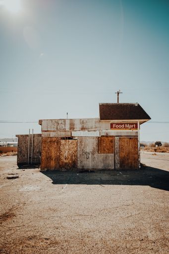 A vintage store standing in a desolate desert landscape in the town of Barstow, California