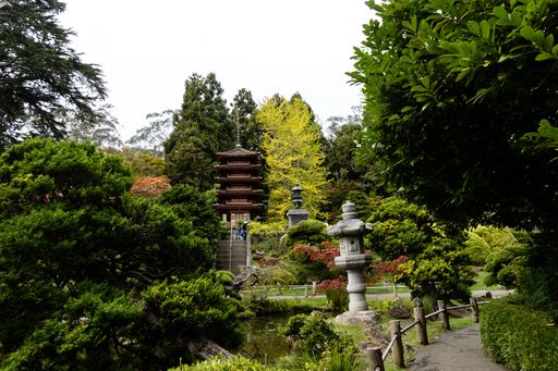 A closeup of the building in Japanese Tea Garden in San Francisco, California