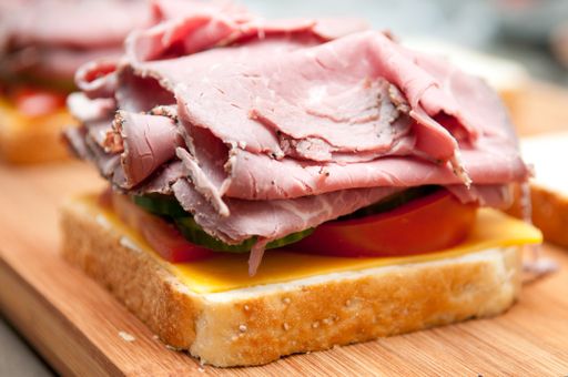 roast beef sandwich with all the fixings