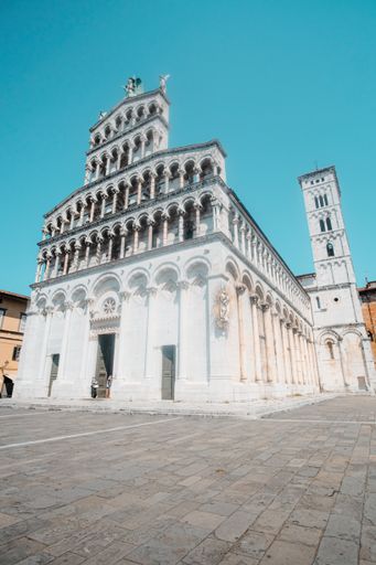 A vertical shot of the beautiful San Michele church in Lucca, Tuscany, Italy