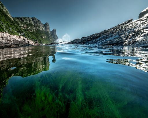 An amazing shot of the Atlantic ocean from the bay of Cape Peninsula, South Africa