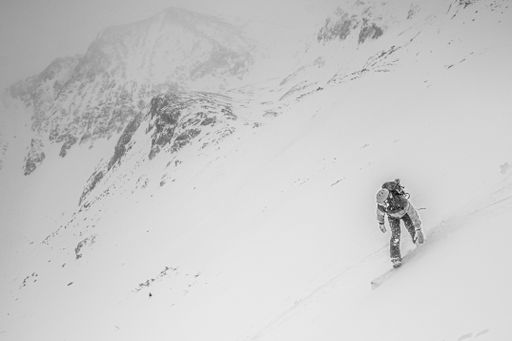 A person skiing in the Copper Mountains in the United States