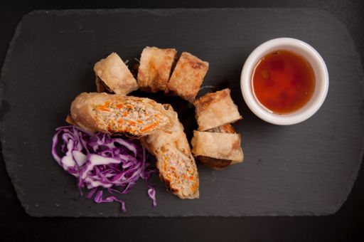 spring roll vietnamese style, with spicy chilli pepper sauce