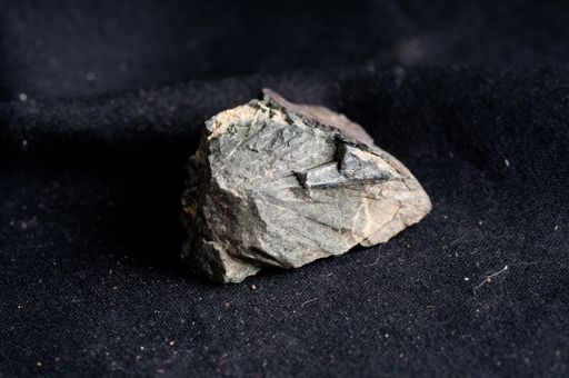 maricite mineral used in sodium ion battery manufacture