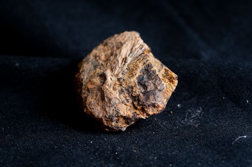 satterlyite mineral crystal sample related to shale mining