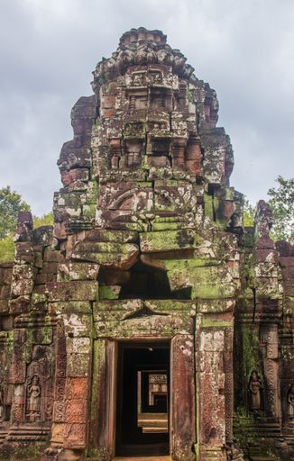 A vertical shot of Ta Som Temple in Siem Reap, Cambodia