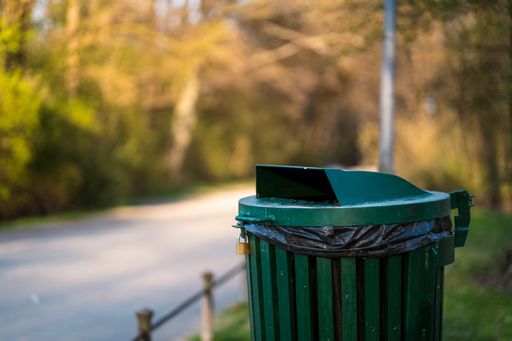 A trash can in a park in Munich. Those who recycle their waste help to protect nature and live in an environmentally friendly way.