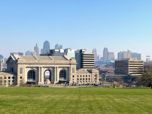 Crisp shot of Union Station on a sunny clear day in Kansas City Missouri. The photo was taken from the historic Liberty Memorial WW1 Museum.