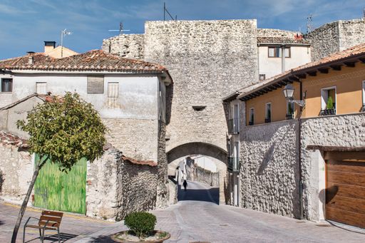 The arch of San Martin and street in the medieval town of Cuellar, Province of Segovia, Spain