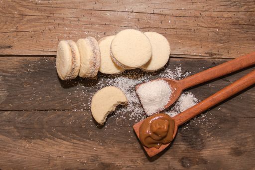 alfajores of cornstarch and dulce de leche, traditional of Argentine gastronomy