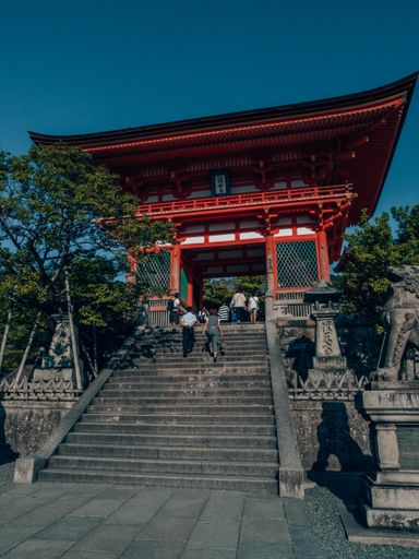 A vertical shot of Kiyomizu-dera temple in Kyoto, Japan
