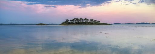 Brittany, panorama of the Morbihan gulf, view from the Ile aux Moines at sunset