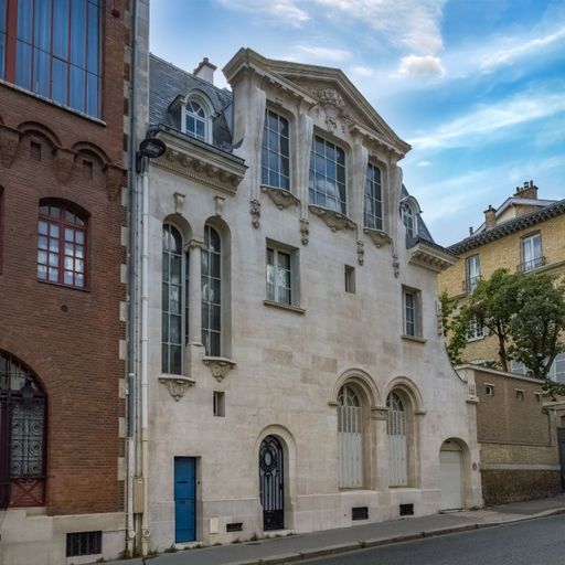 Paris, typical building Art deco in the 14th arrondissement, beautiful facade