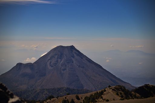 Mexico is home to many volcanic peaks few of which are still active. One such peak is Nevado de Colima.