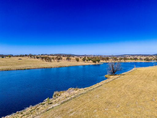 An aerial view of Tenterfield Creek in Tenterfield, New South Wales, Australia