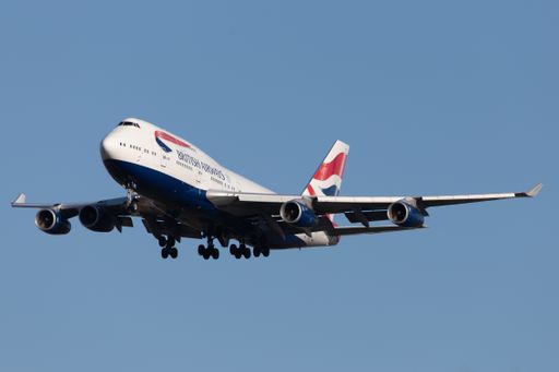 British Airways (BA / BAW) approaching London Heathrow Airport (EGLL/LHR) with a Boeing B744 (G-CIVT/25821).