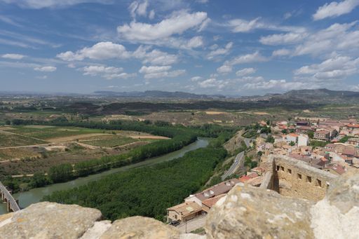 Spectacular views from San Vicente de la Sonsierra in La Rioja under the Ebro river and in the background in the background the Alavesas mountains.