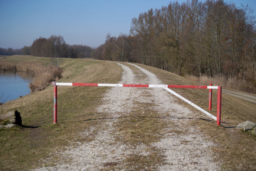 A closeup shot of the access point to a nature reserve in Bavaria on the Danube