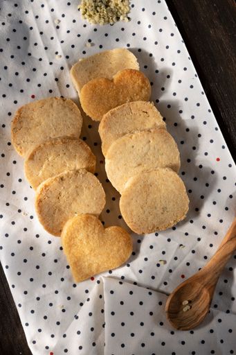 A top view of gluten free cookies with hemp seeds under natural light