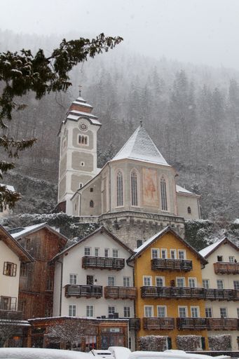 The Pfarrkirche Maria Himmelfahrt in Hallstatt, Austria