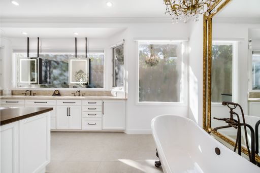An interior shot of the kitchen of a Luxury Home in Calabasas California