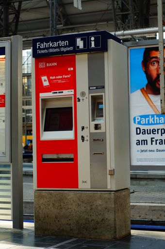 Deutsche Bahn AG ticket vending machine. Mainly for long-distance and regional transport. Not for underground trains, trams and buses.