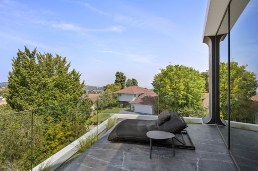 An exterior shot of a modern house in Los Angeles
