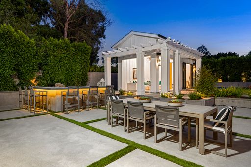 Clean patio set up for outdoor dining