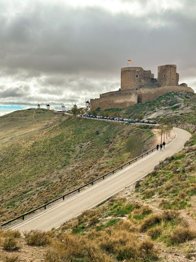 A road leading to the Castle of La Muela. Consuegra, Spain